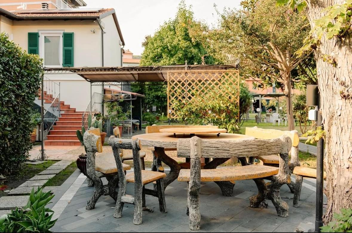 La Casetta Dei Sogni La Spezia Kültér fotó